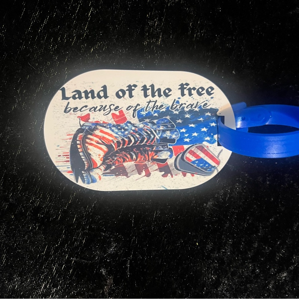 Land of the free - Custom Hardboard Luggage Tags –Personalize Your Travel Style!